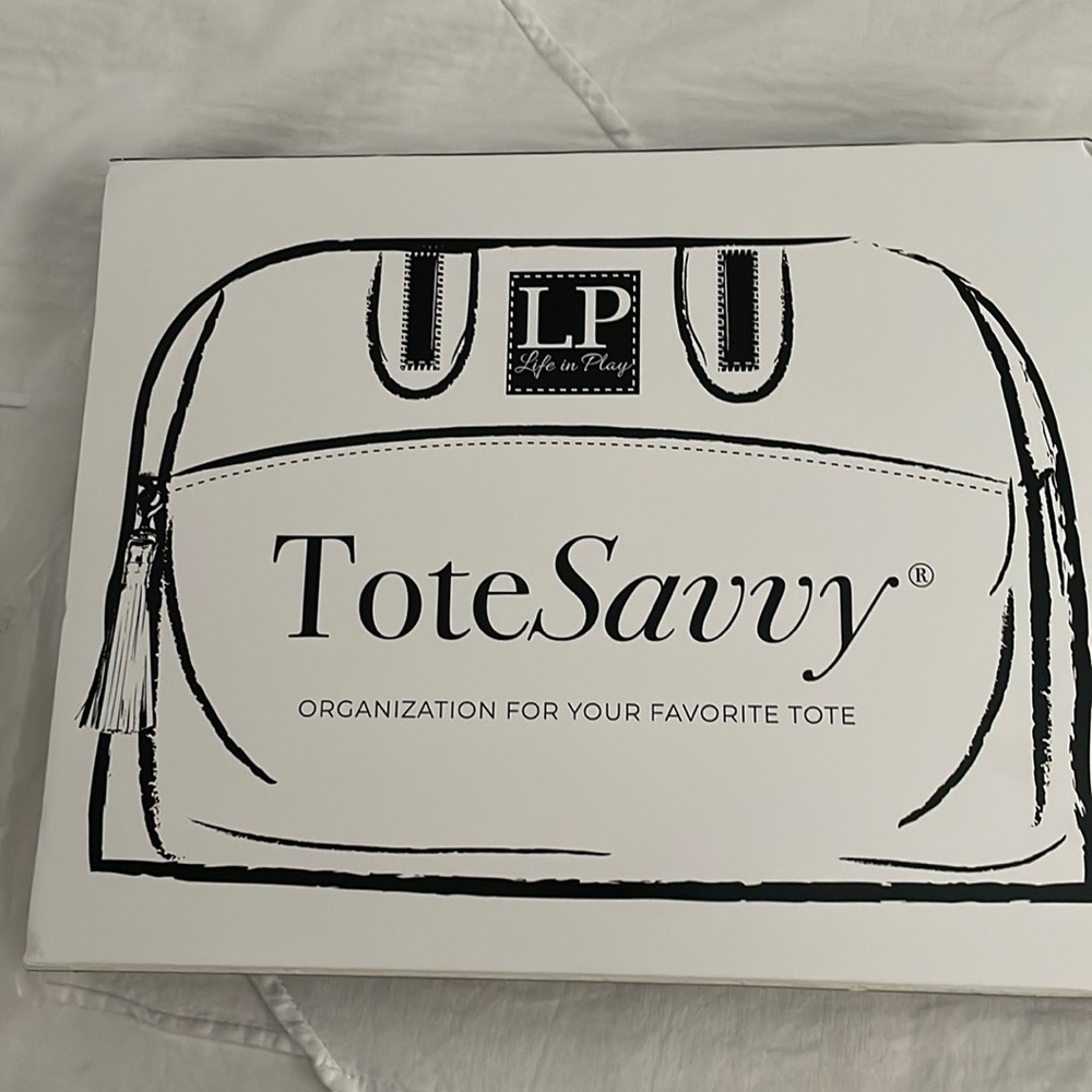 New in box - tote savvy original in Grey